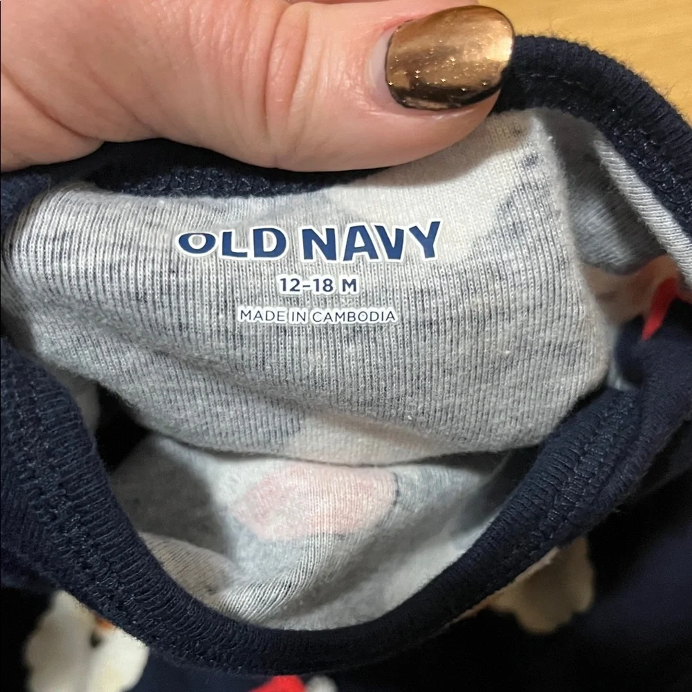 Old Navy‎ Toddler Christmas Long Sleeve Bodysuits 12-18M